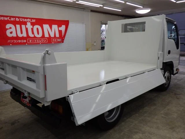 Isuzu ELF 18