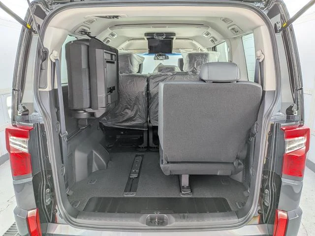 Mitsubishi DELICA 19