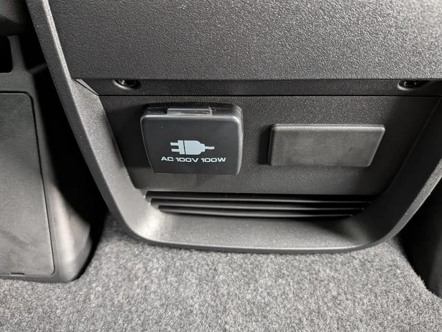 Mitsubishi DELICA 53