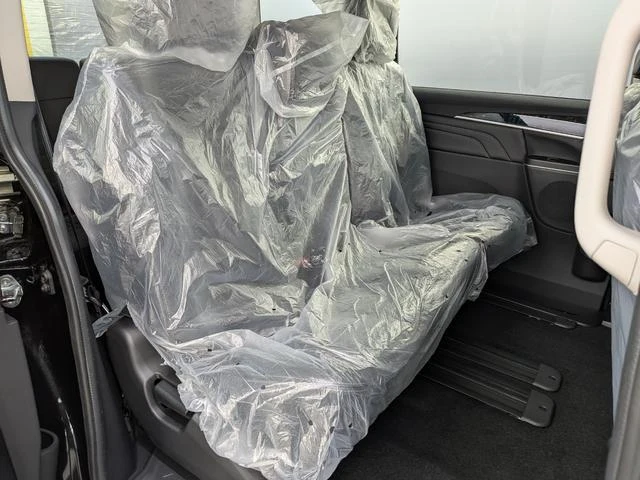 Mitsubishi DELICA 52