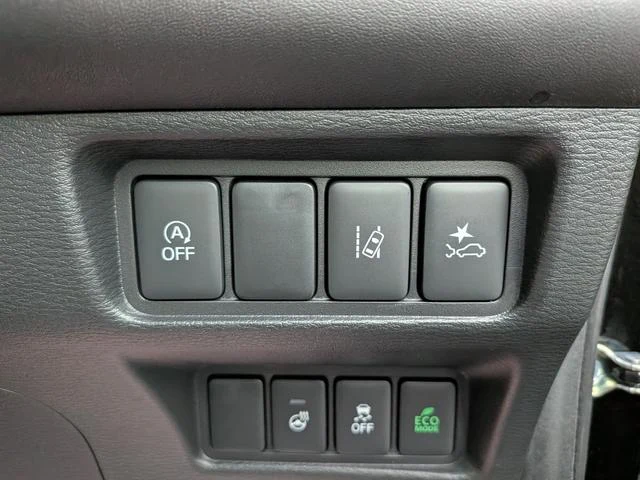 Mitsubishi DELICA 8
