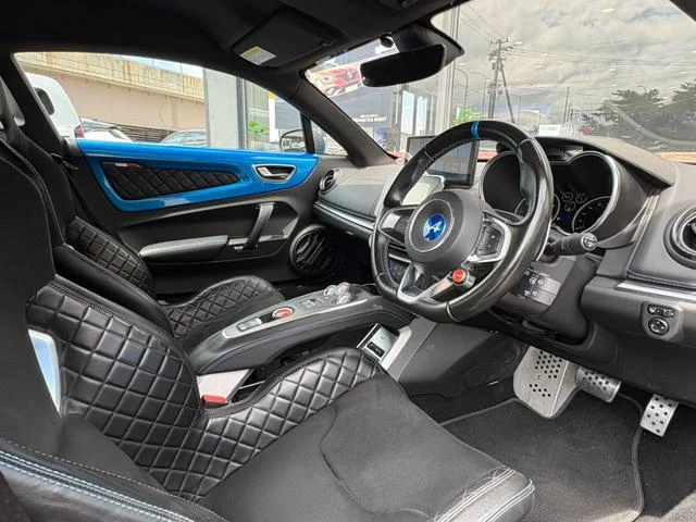 Alpine A110 12