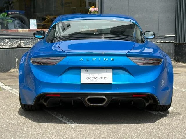 Alpine A110 10