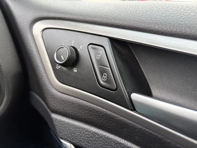 Volkswagen GOLF 44