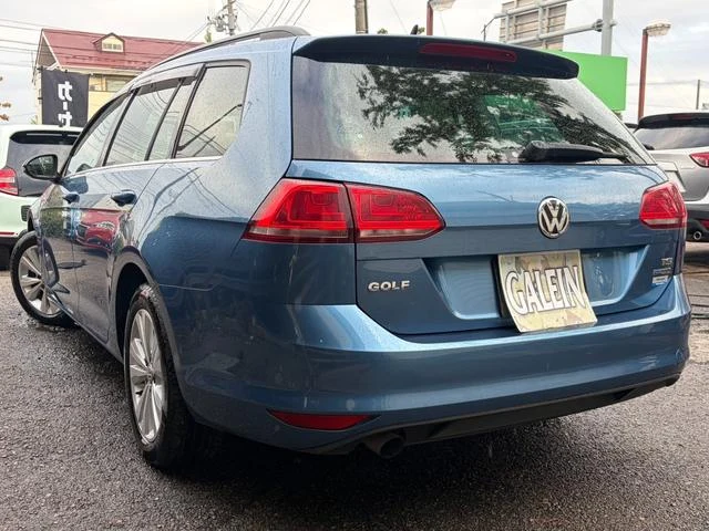 Volkswagen GOLF 27