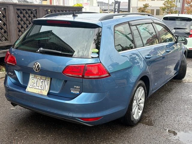 Volkswagen GOLF 24