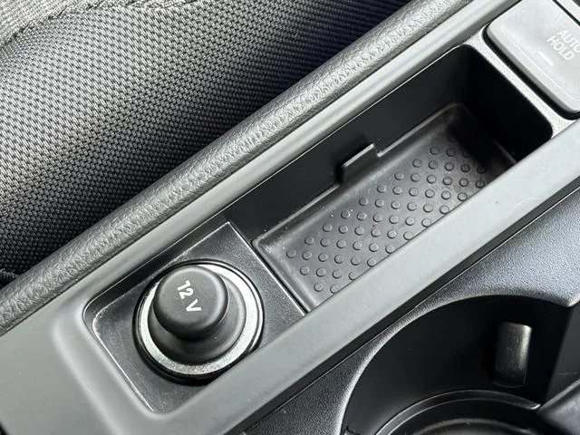 Volkswagen GOLF 38
