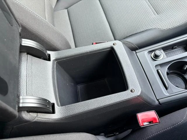 Volkswagen GOLF 42
