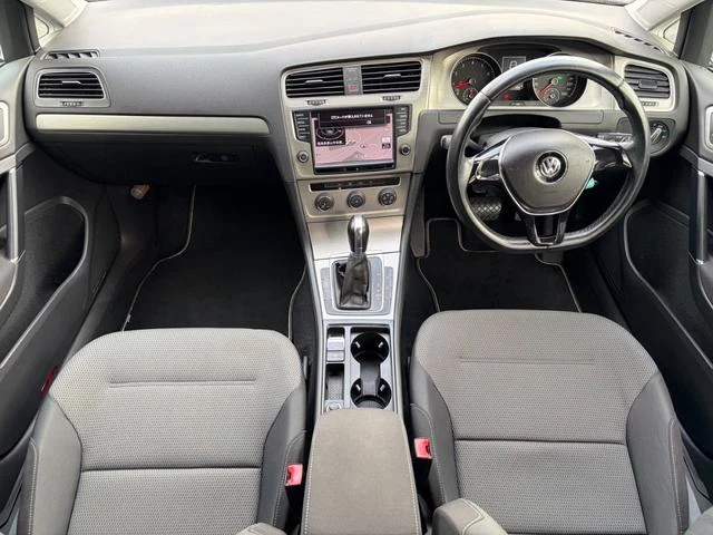 Volkswagen GOLF 11