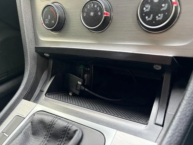 Volkswagen GOLF 46