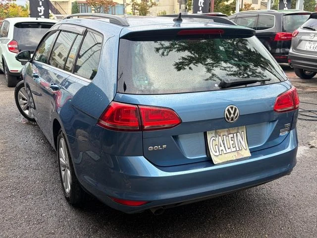 Volkswagen GOLF 26
