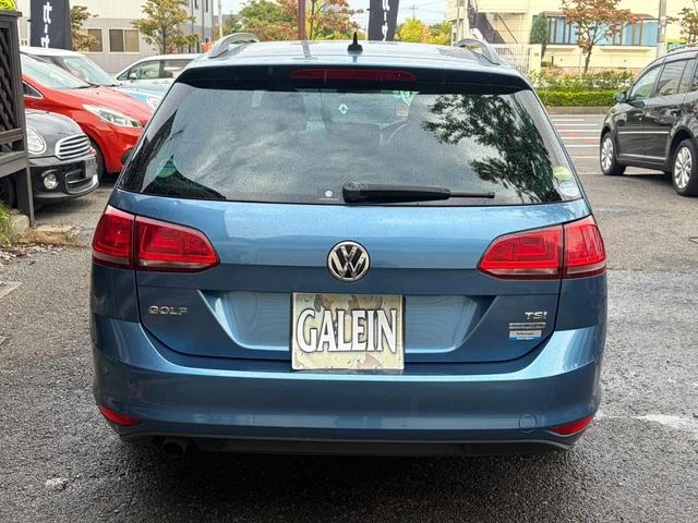 Volkswagen GOLF 32