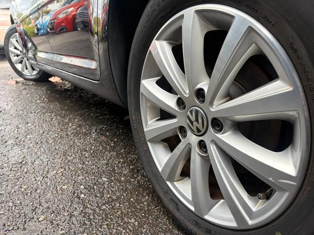 Volkswagen GOLF 16