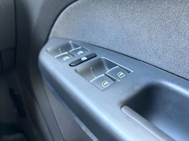 Volkswagen GOLF 48