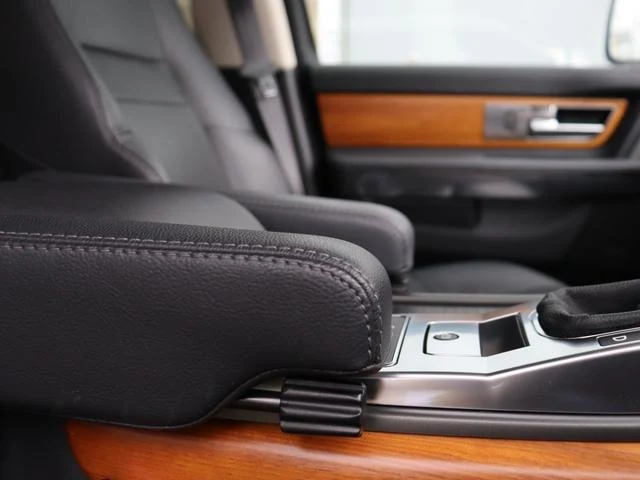 Land Rover RANGE ROVER 40