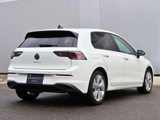 Volkswagen GOLF 8