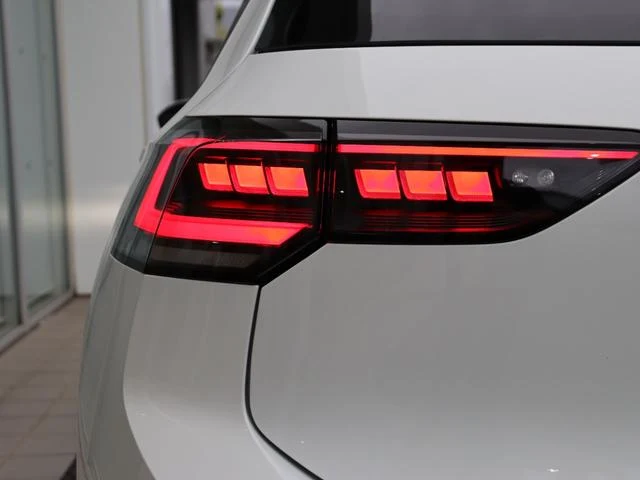 Volkswagen GOLF 13