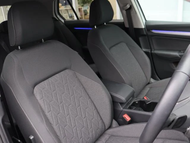 Volkswagen GOLF 18