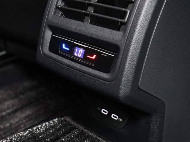 Volkswagen GOLF 46