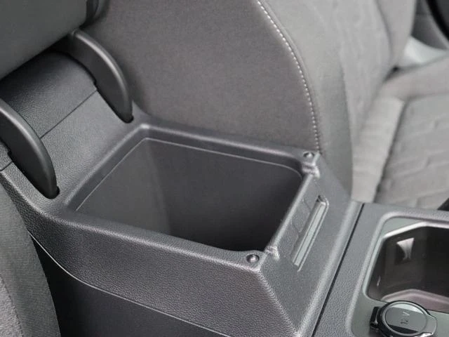 Volkswagen GOLF 44