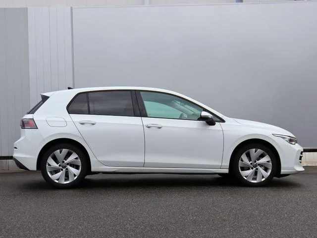 Volkswagen GOLF 9