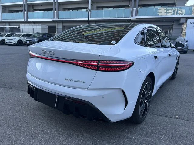 BYD SEAL 3