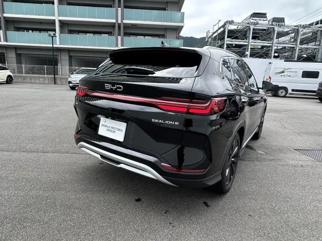 BYD SEALION 6 3