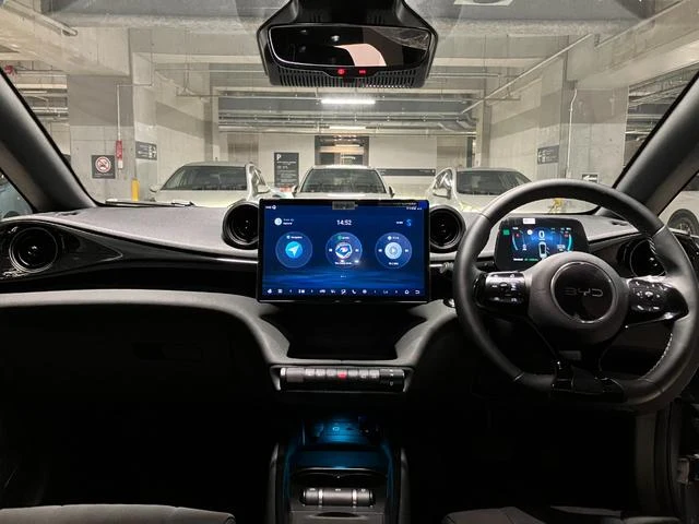 BYD DOLPHIN 5