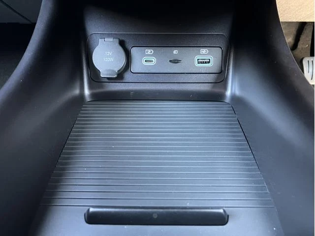 BYD DOLPHIN 18