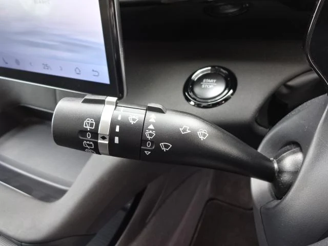BYD DOLPHIN 28