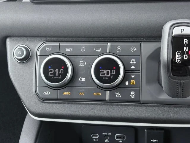 Land Rover DEFENDER 110 27