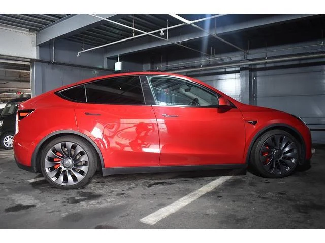 Tesla MODEL 4