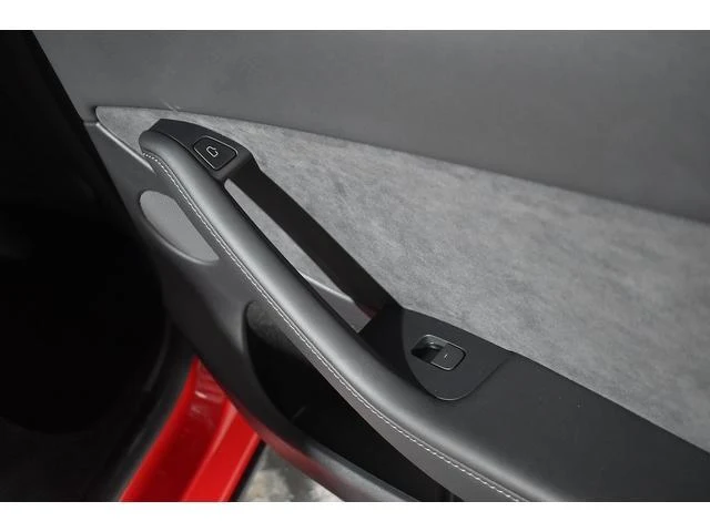 Tesla MODEL 22