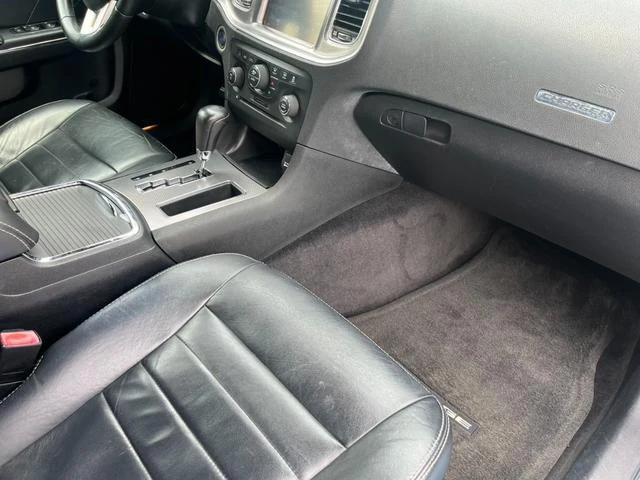 Dodge CHARGER 22