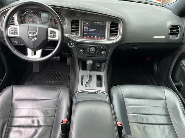 Dodge CHARGER 6
