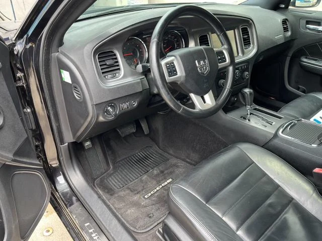 Dodge CHARGER 18