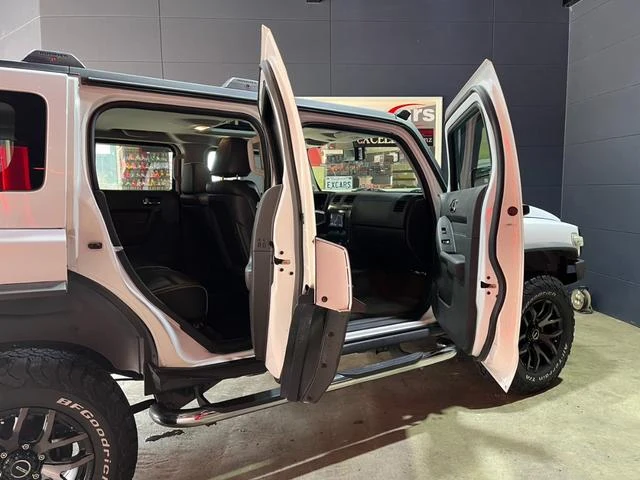 Hummer H3 7