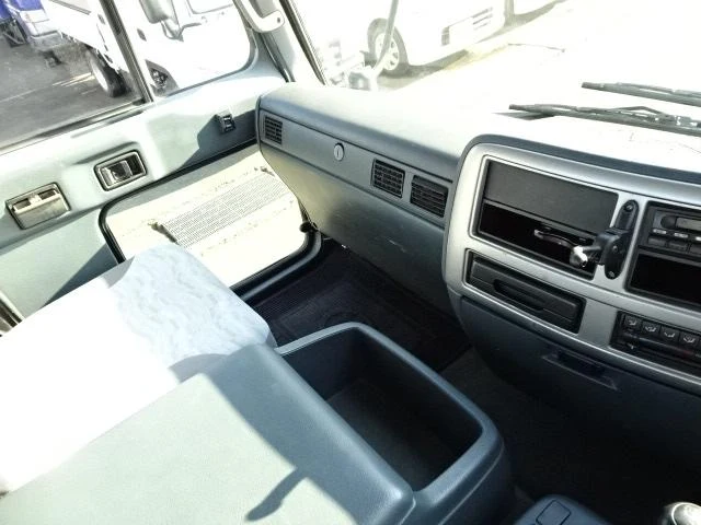 Nissan Diesel CONDOR 68