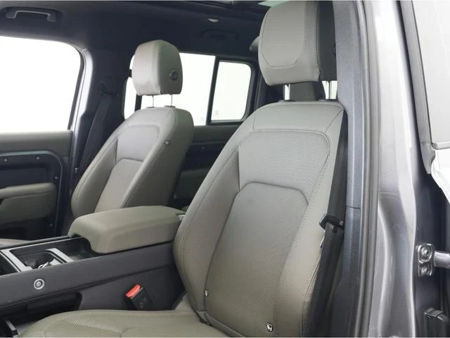 Land Rover DEFENDER 43