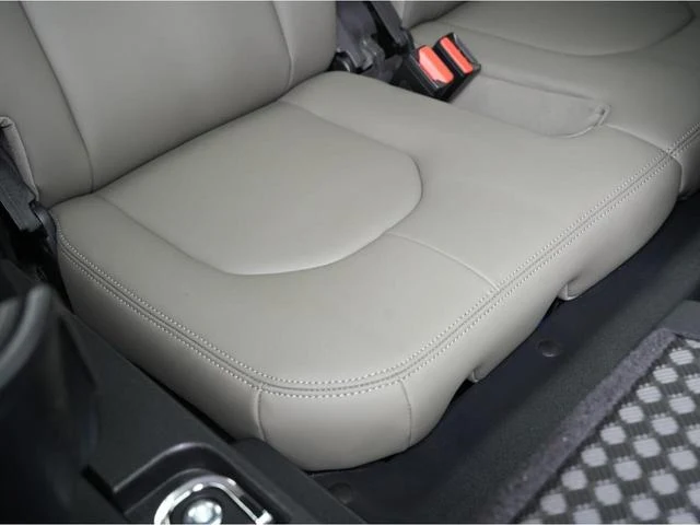 Land Rover DEFENDER 50