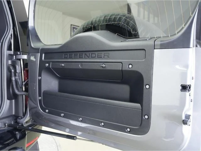 Land Rover DEFENDER 42