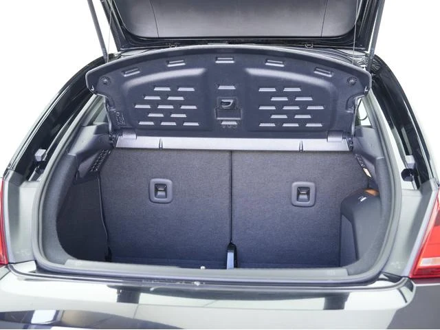 Volkswagen THE 32