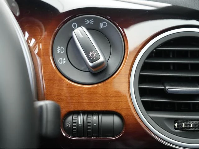 Volkswagen THE 50