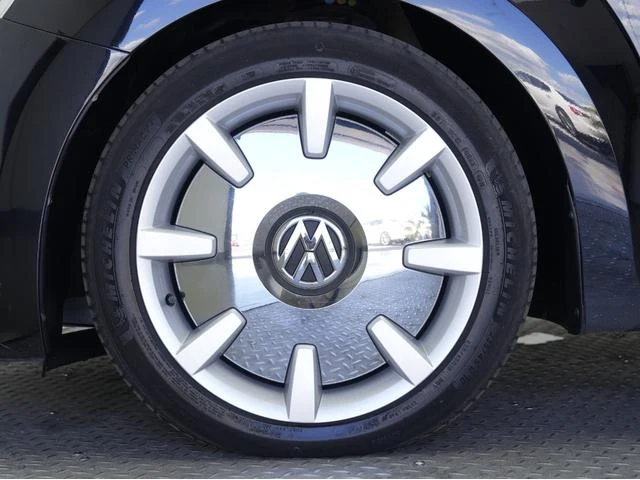 Volkswagen THE 20