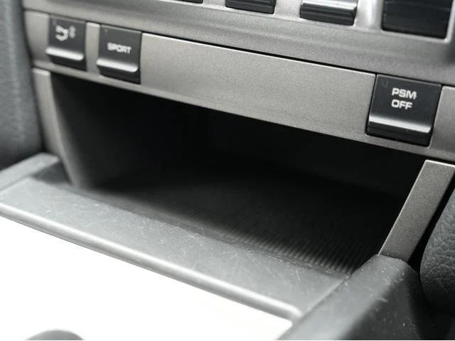 Porsche CAYMAN 63