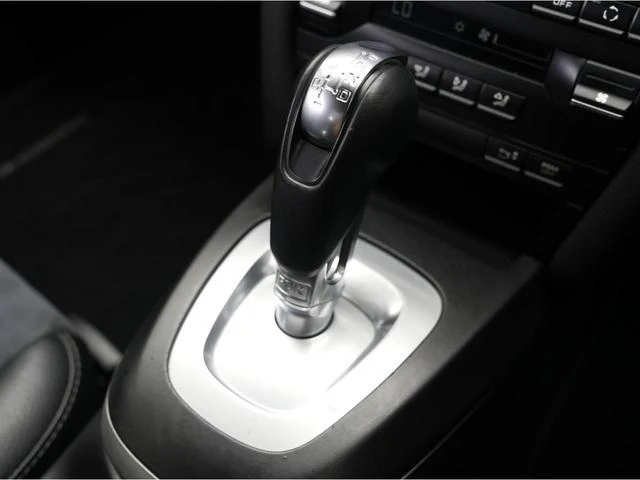 Porsche CAYMAN 64