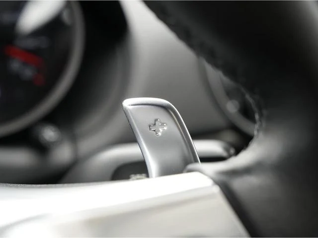 Porsche CAYMAN 48