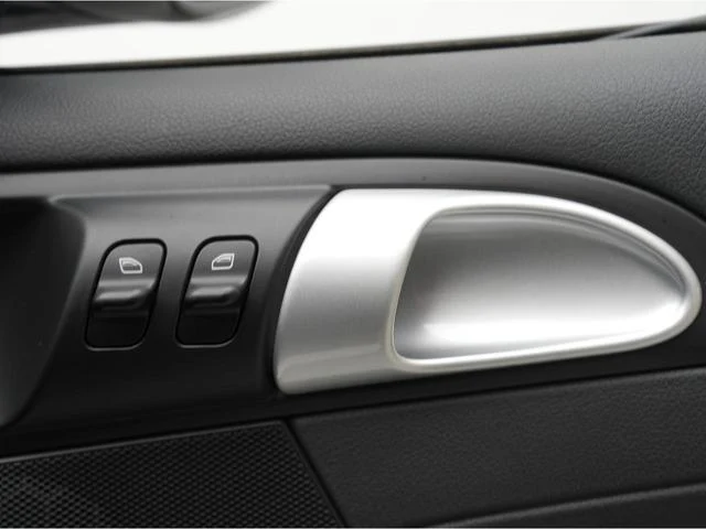 Porsche CAYMAN 44