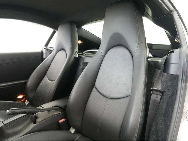 Porsche CAYMAN 36