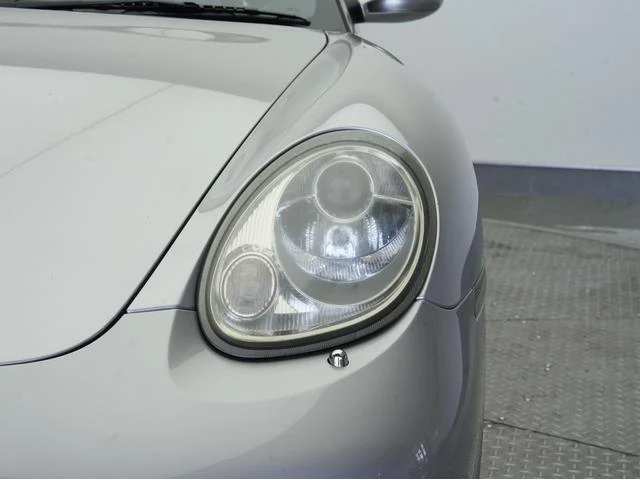 Porsche CAYMAN 21